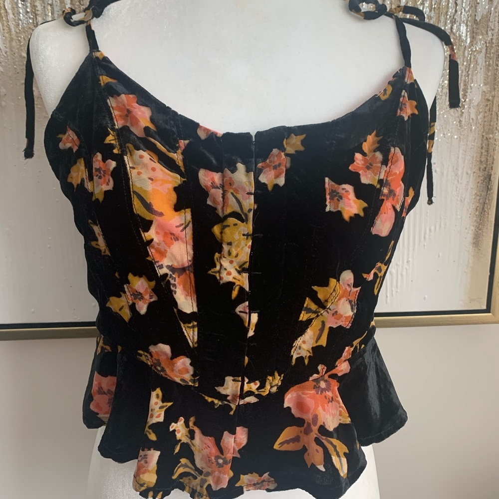 NWT Free People Velvet Crop Topi